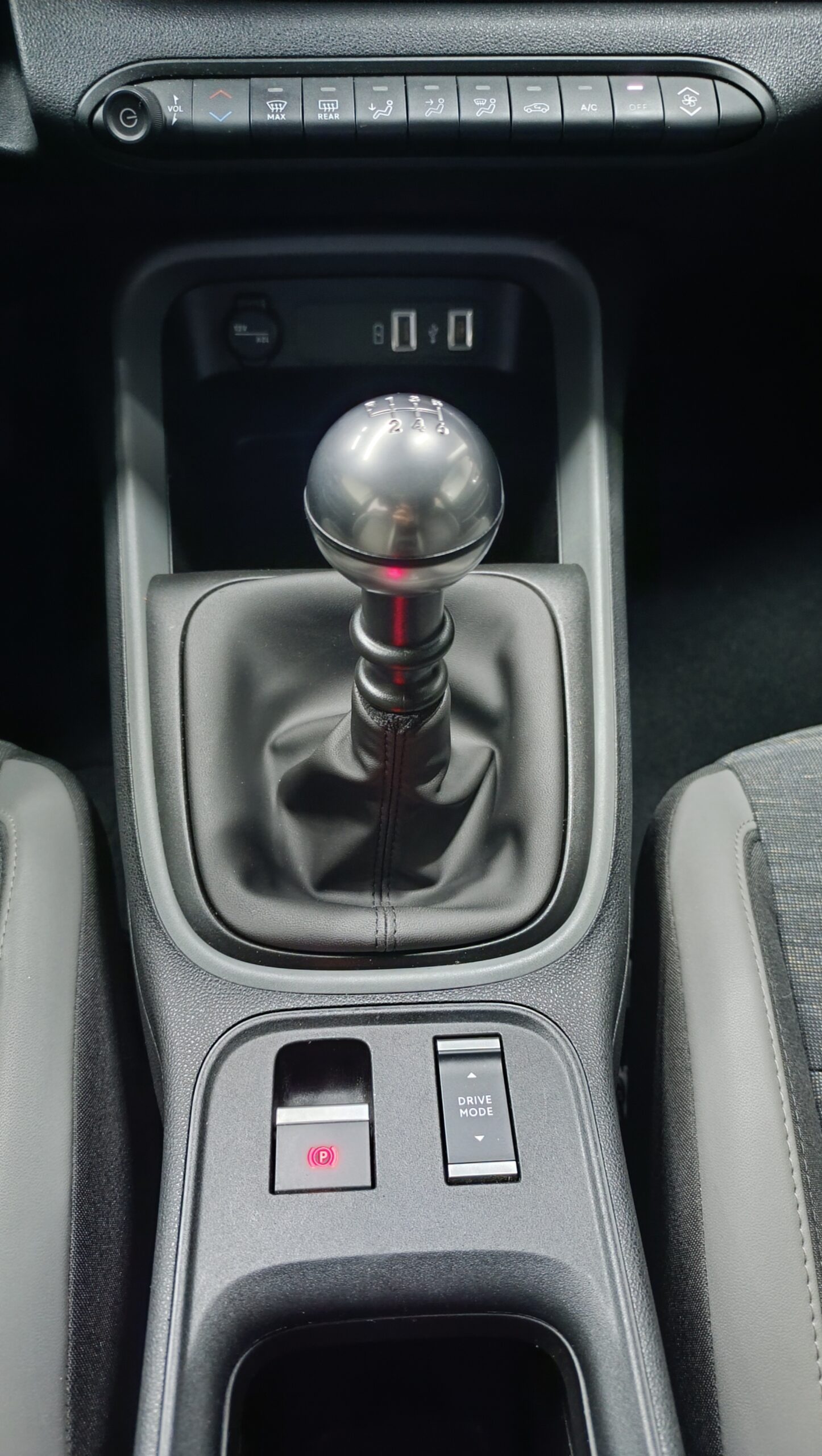 JEEP AVENGER LONGITUDE  1.2 100CV