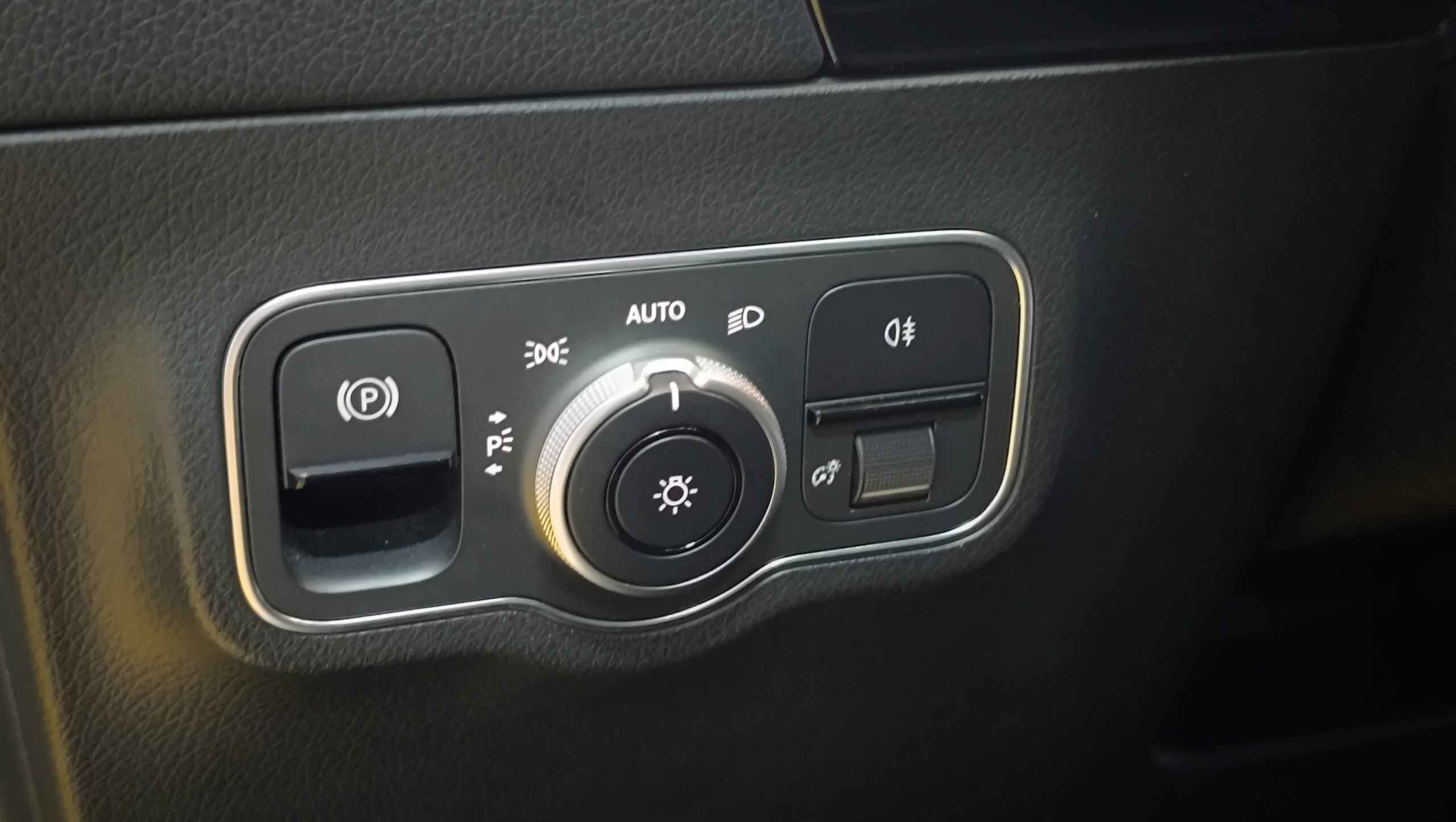 MERCEDES B200d 150CV