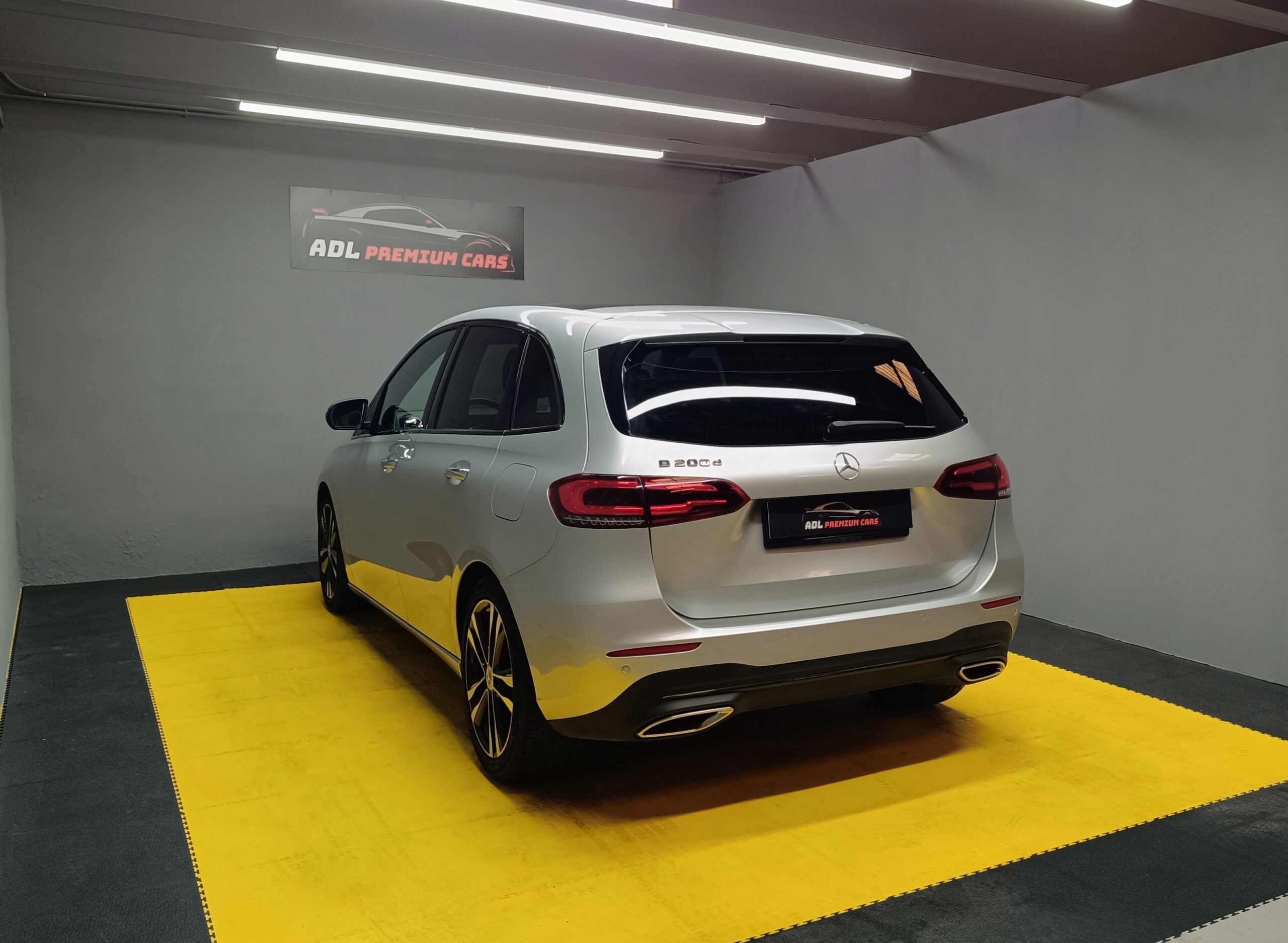 MERCEDES B200d 150CV