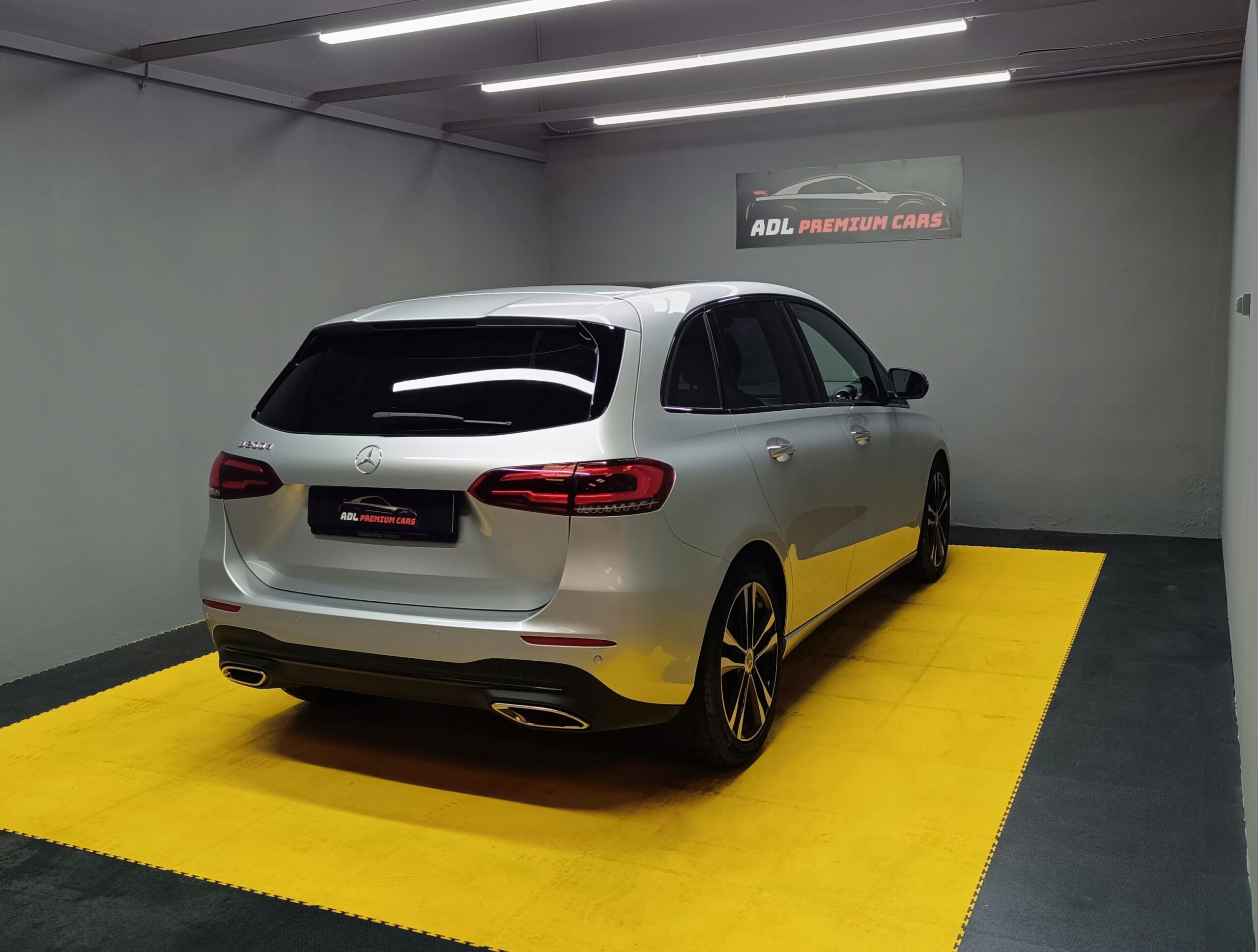 MERCEDES B200d 150CV