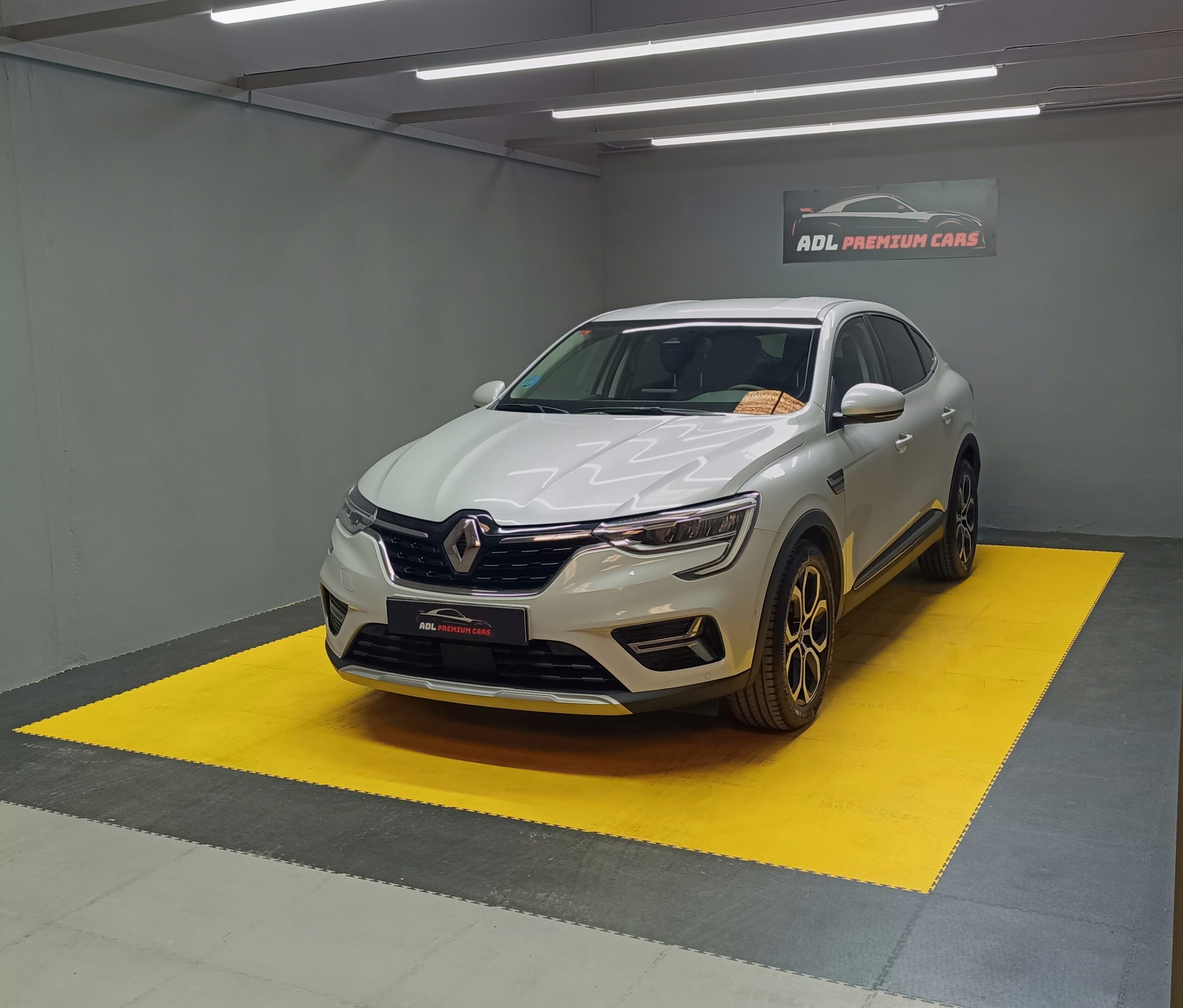 RENAULT ARKANA 1.6 HIBRID E-TECH ZEN 145CV
