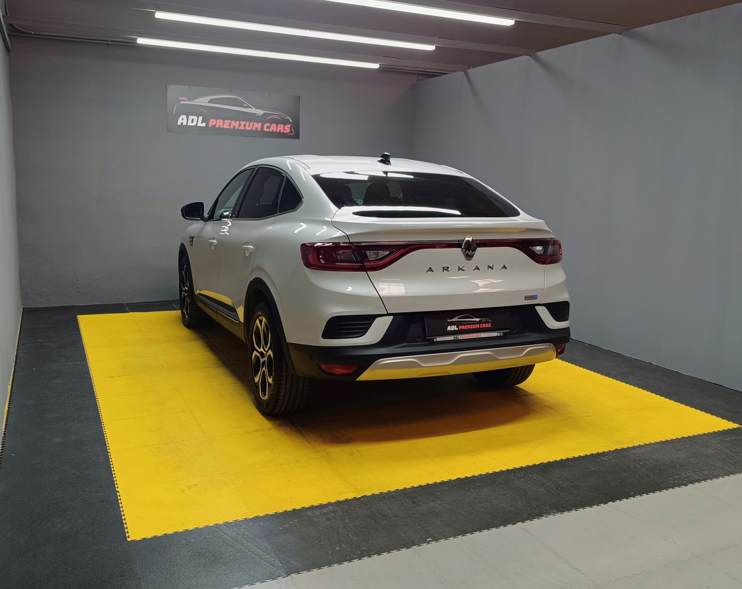 RENAULT ARKANA 1.6 HIBRID E-TECH ZEN 145CV