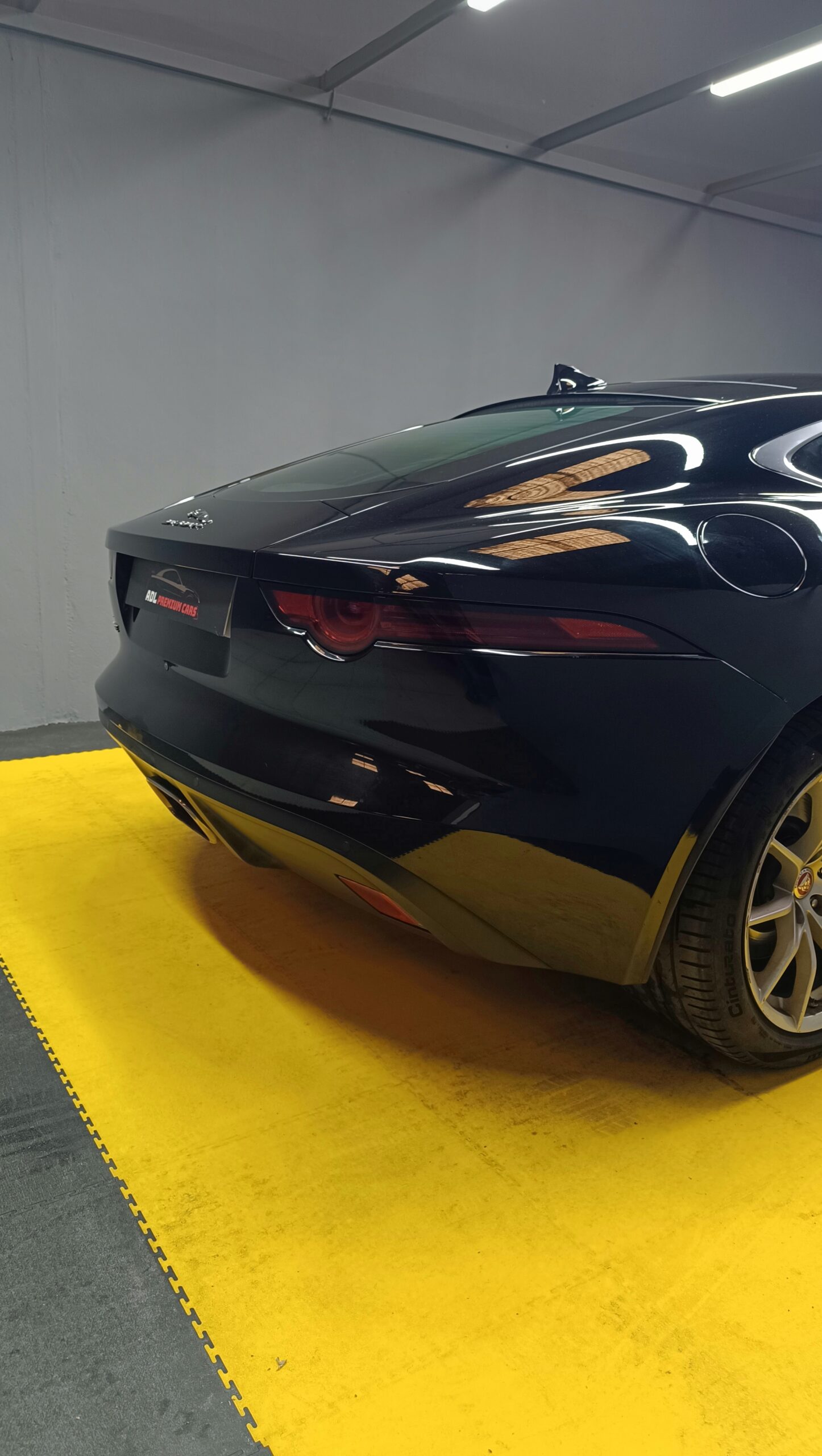 JAGUAR F-TYPE  2.0 300CV