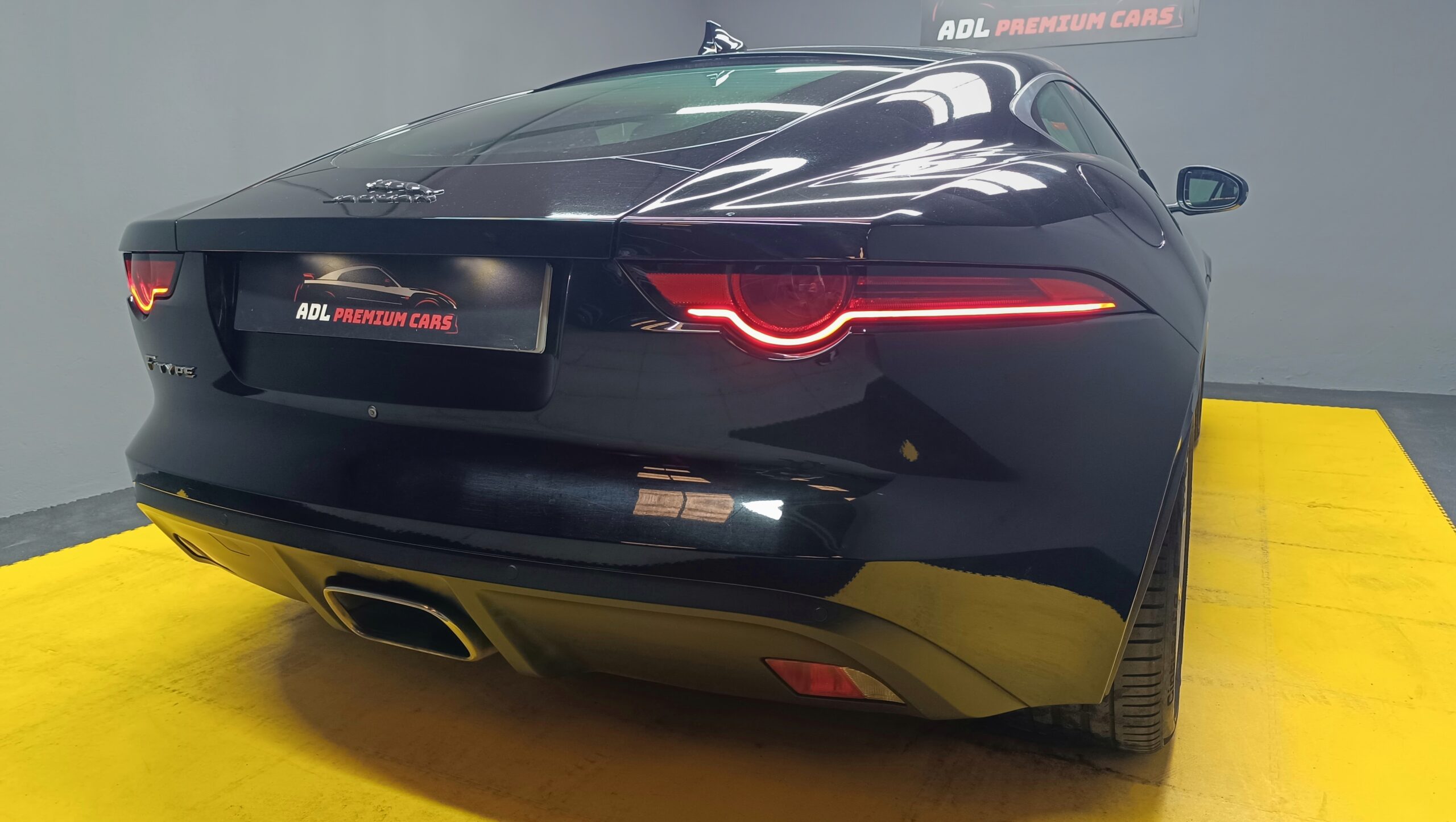 JAGUAR F-TYPE  2.0 300CV