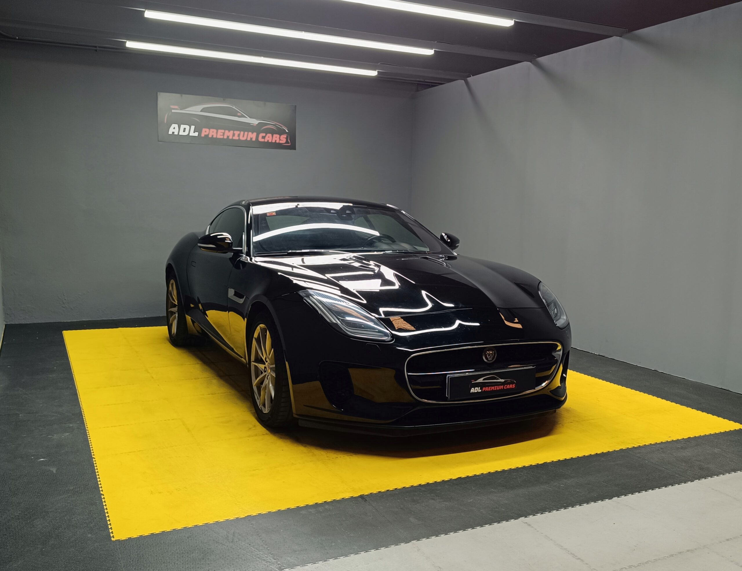 JAGUAR F-TYPE  2.0 300CV