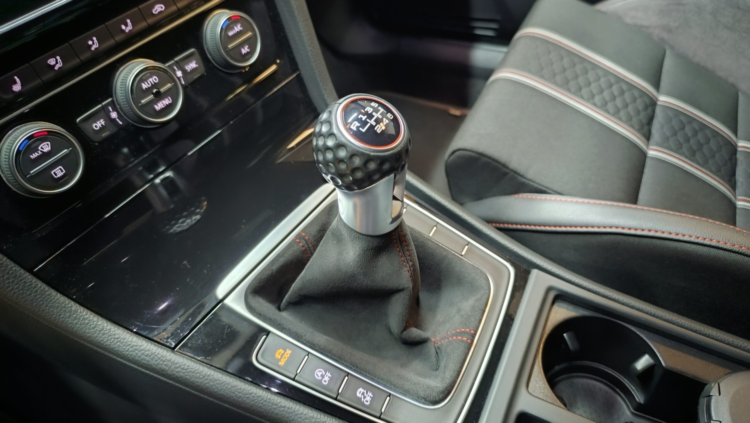 VW GOLF GTI CLUBSPORT 2.0 265CV