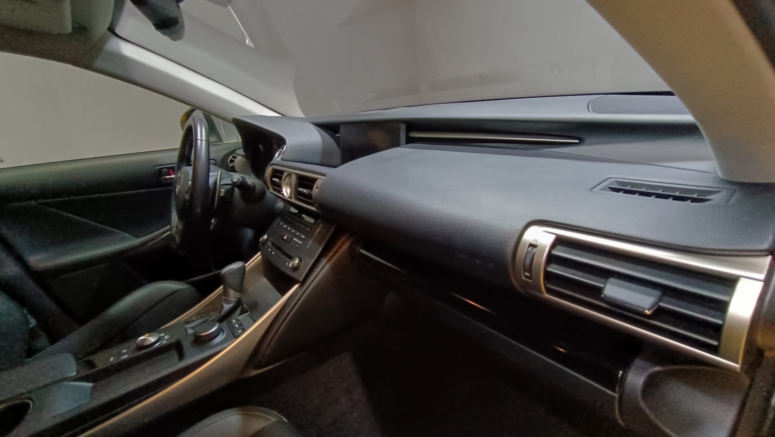 LEXUS IS300h EXECUTIVE 2.5 HIBRID 223CV