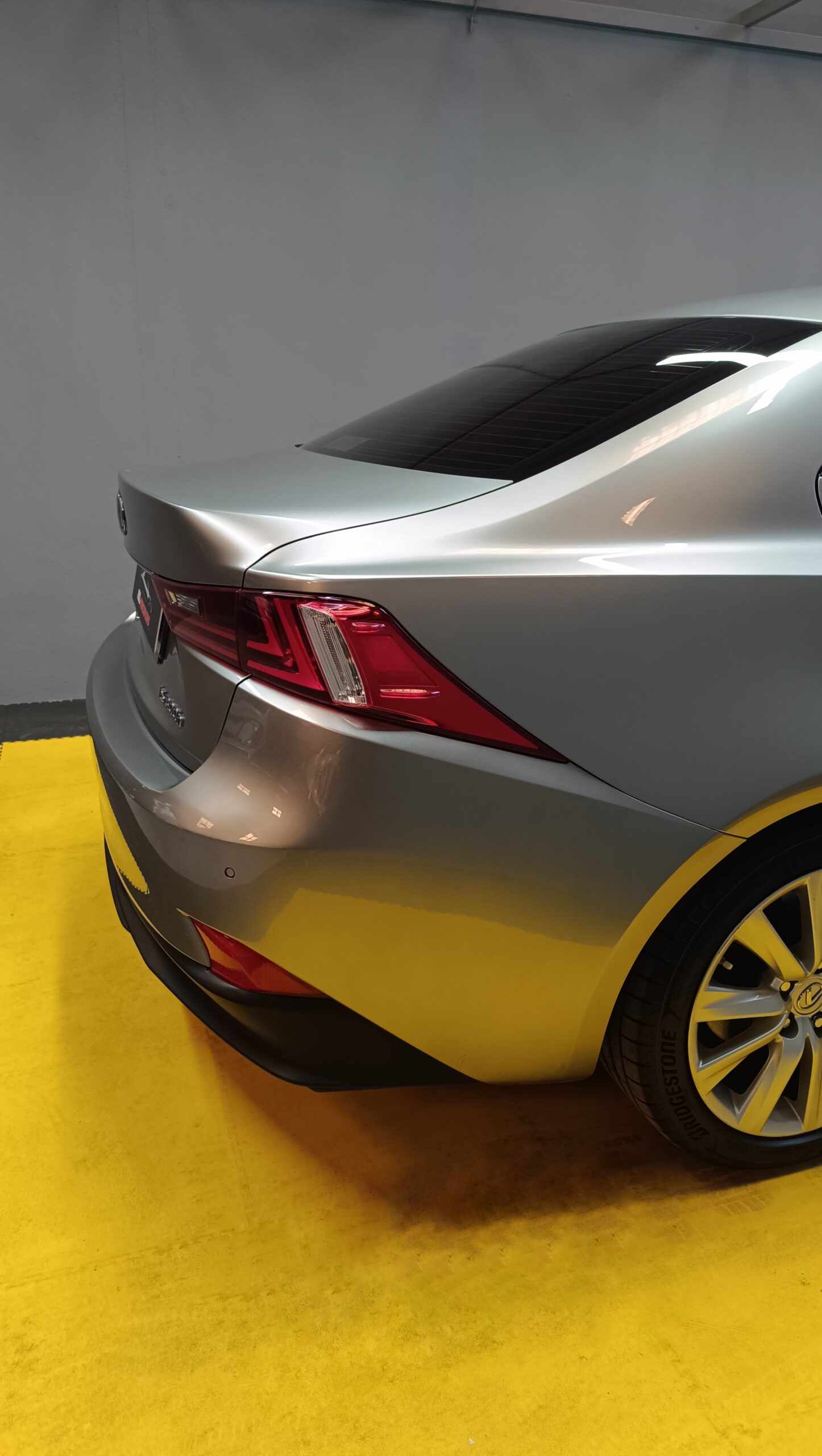 LEXUS IS300h EXECUTIVE 2.5 HIBRID 223CV
