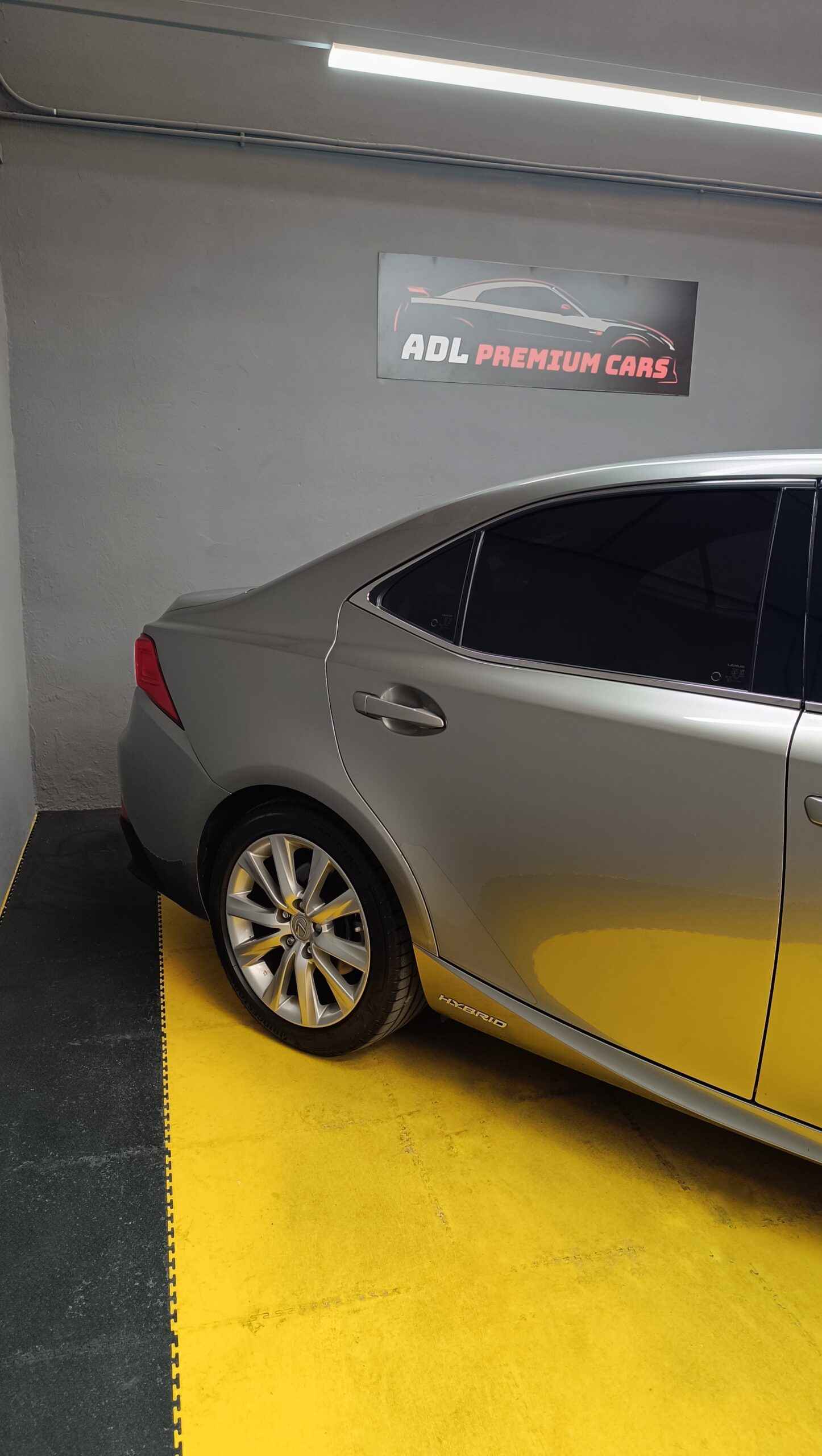 LEXUS IS300h EXECUTIVE 2.5 HIBRID 223CV