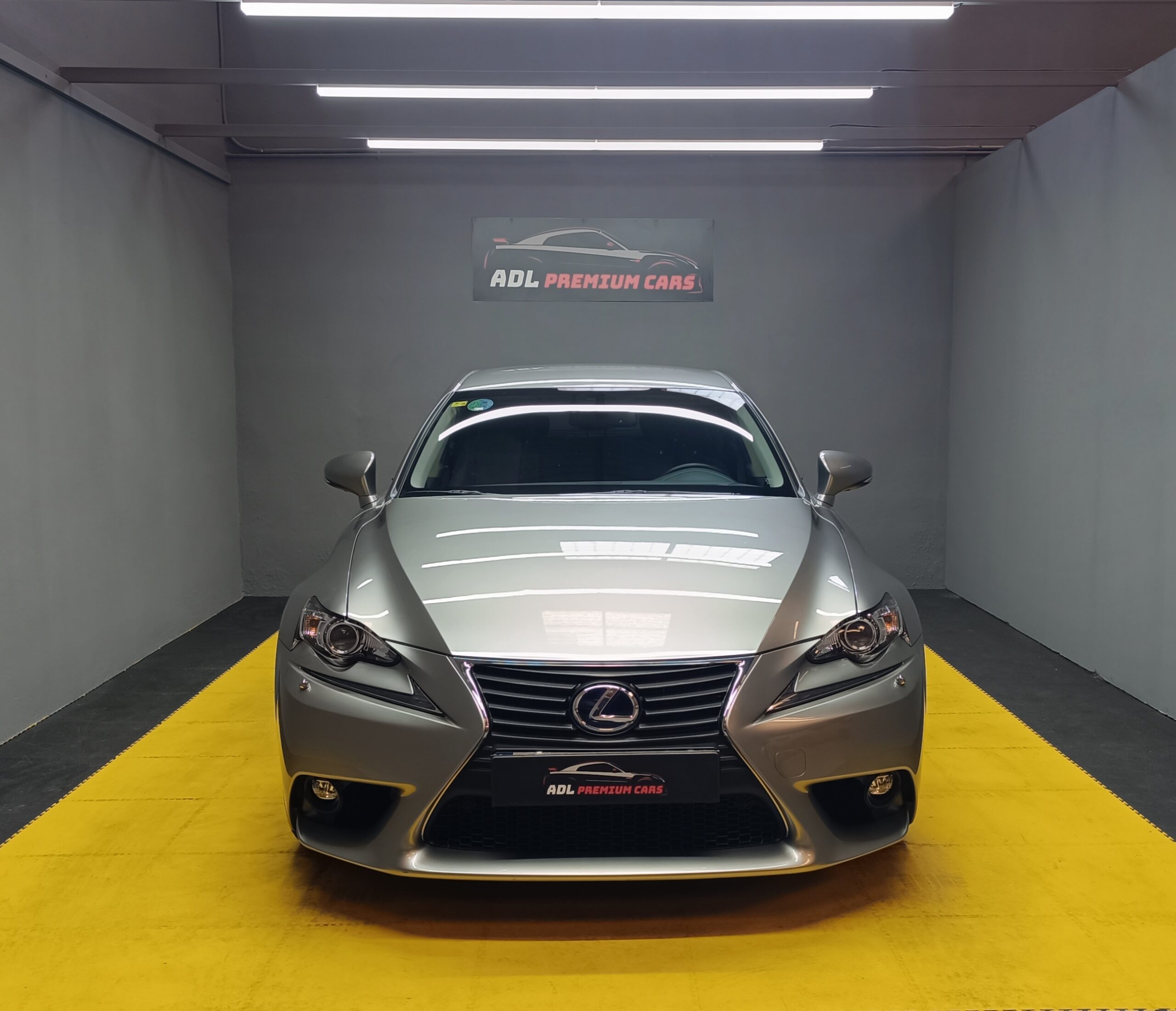 LEXUS IS300h EXECUTIVE 2.5 HIBRID 223CV
